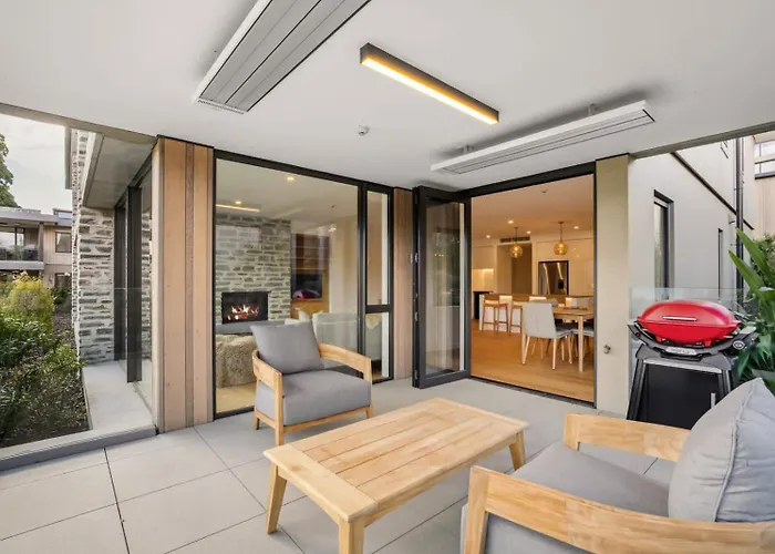 Lakefront Luxury 2 Bedroom 公寓 瓦纳卡
